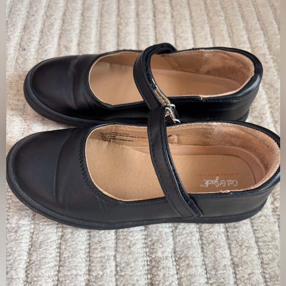 Cat & Jack Black Kids Mary Jane Shoes, Girls size 13, GUC - Picture 3 of 6